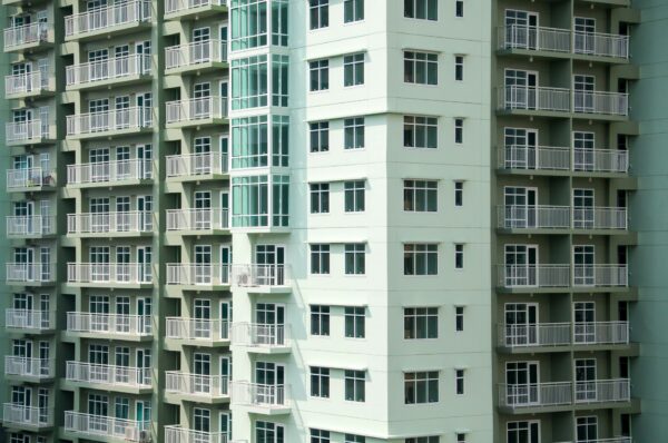 Condo Prices Hold Steady Despite Rising Inventory: Are Sellers Playing the Waiting Game?