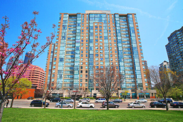 Why Condo Prices in Toronto Are Falling While Rental Demand Surges